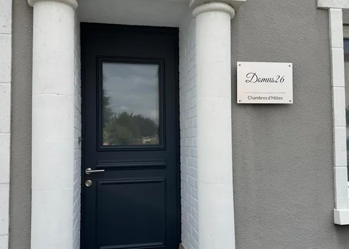 Domus26 Meridional Guest house Montaigu-Vendee